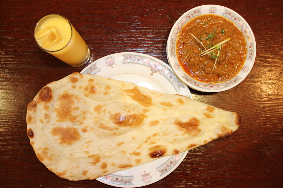 新橋ランチ安い食べ放題　ルナミ画像引用